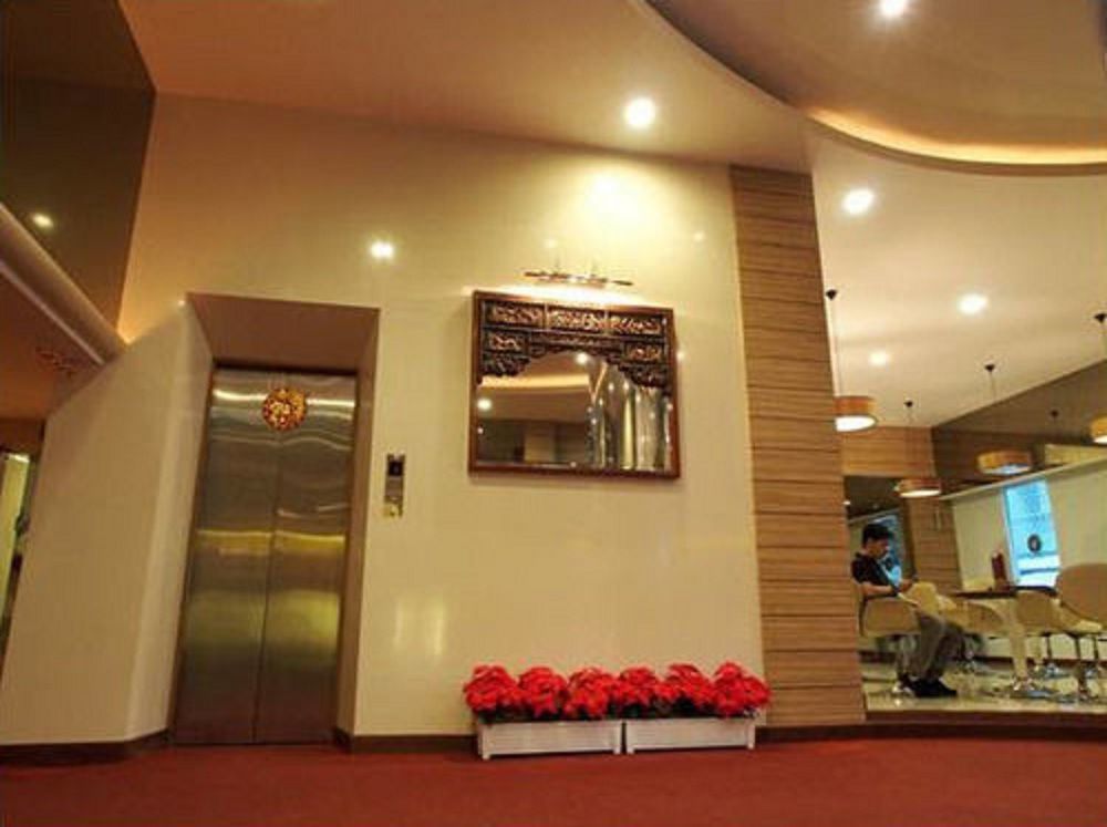 New Suanmali Hotel Banguecoque Exterior foto